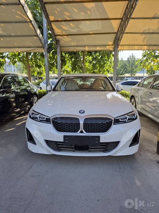 Bmw i3 35L 2025 rest