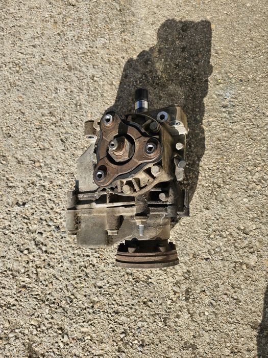 Cutie transfer grup față vw Passat B7 4x4 DSG , 2.0 diesel  , 2012