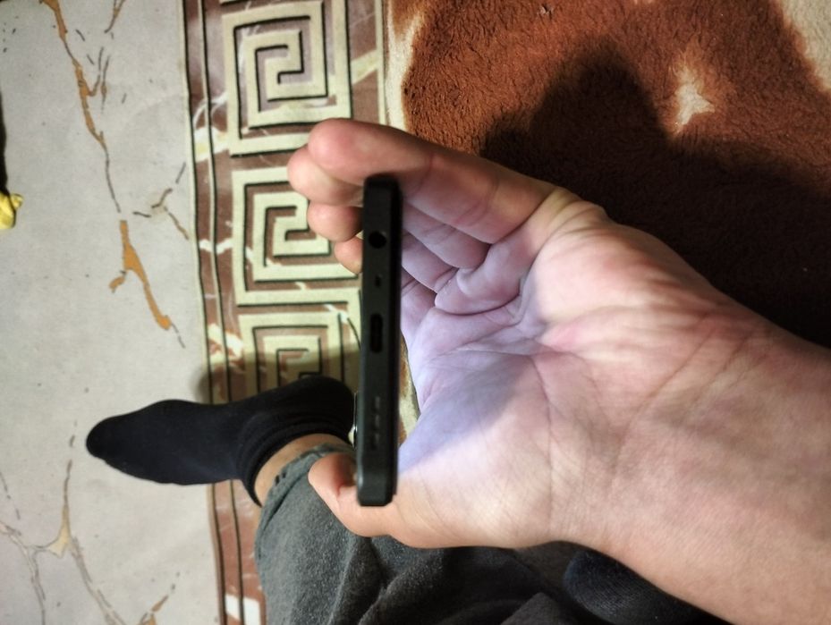 Продам Oppo A78  256/8+8