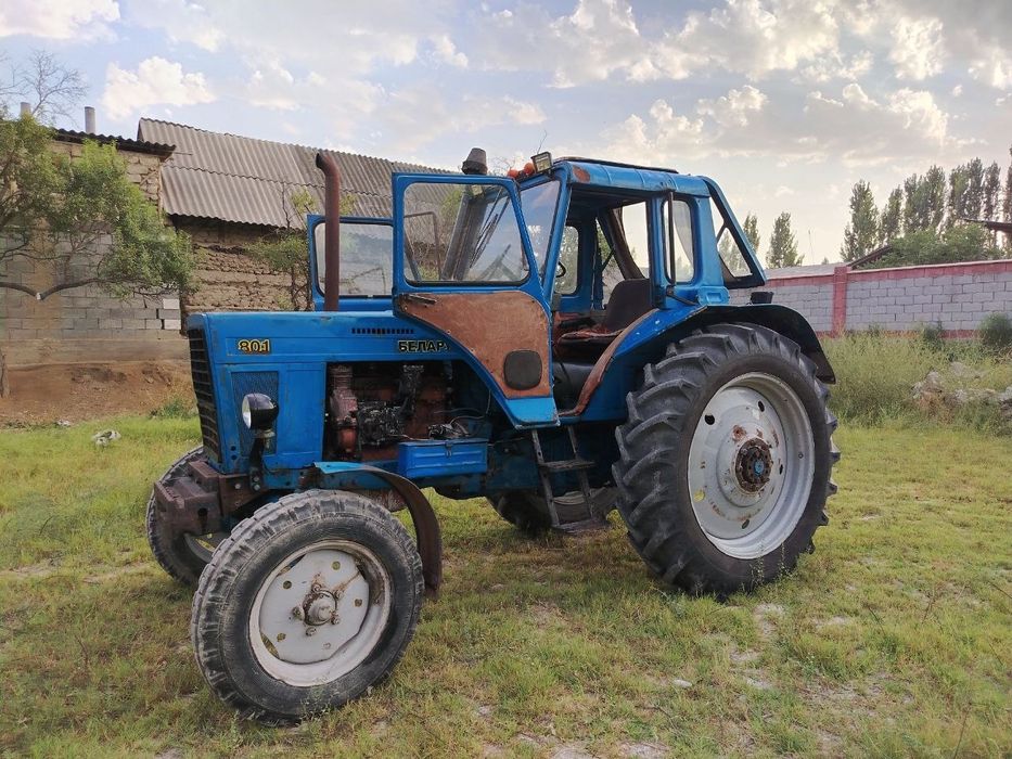 BELARUS MTZ 80 sotiladi