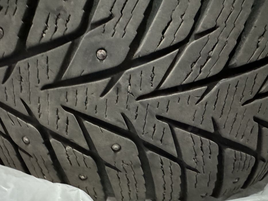 Продам резину зимнию