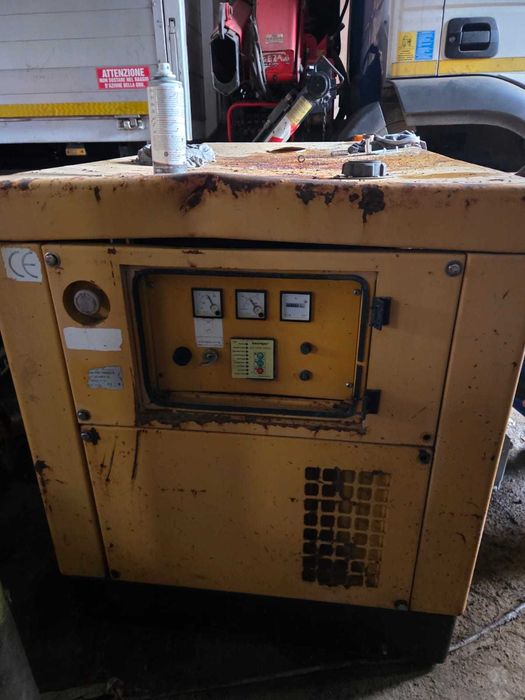 Generator airmec 10 kv 220 v
