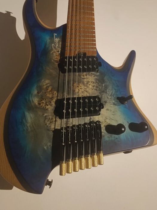 Headless 7 струнна китара Grote