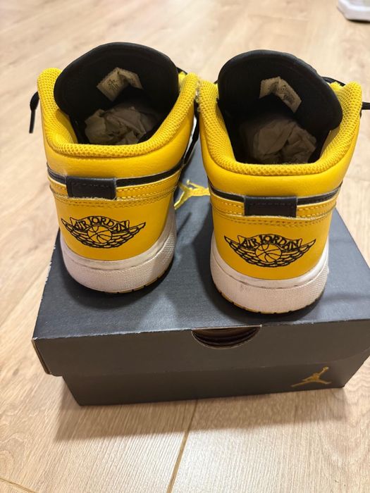 Adidasi Jordan 1 Low