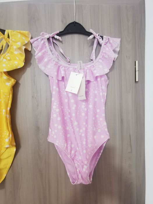 Costume Reserved, noi cu eticheta, pentru 7-8 ani și 9-10 ani