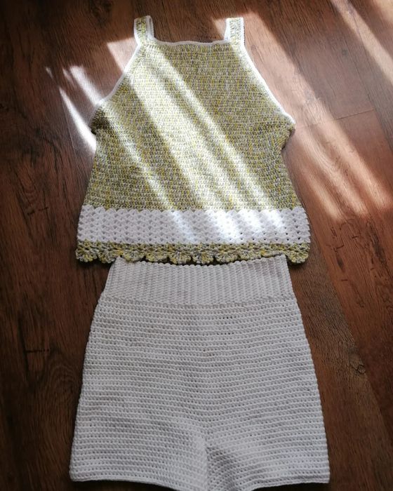 Потник с къс панталон