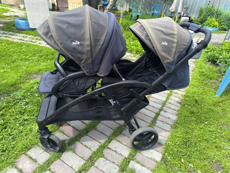 Коляска Joie  для двойни , либо  погодок