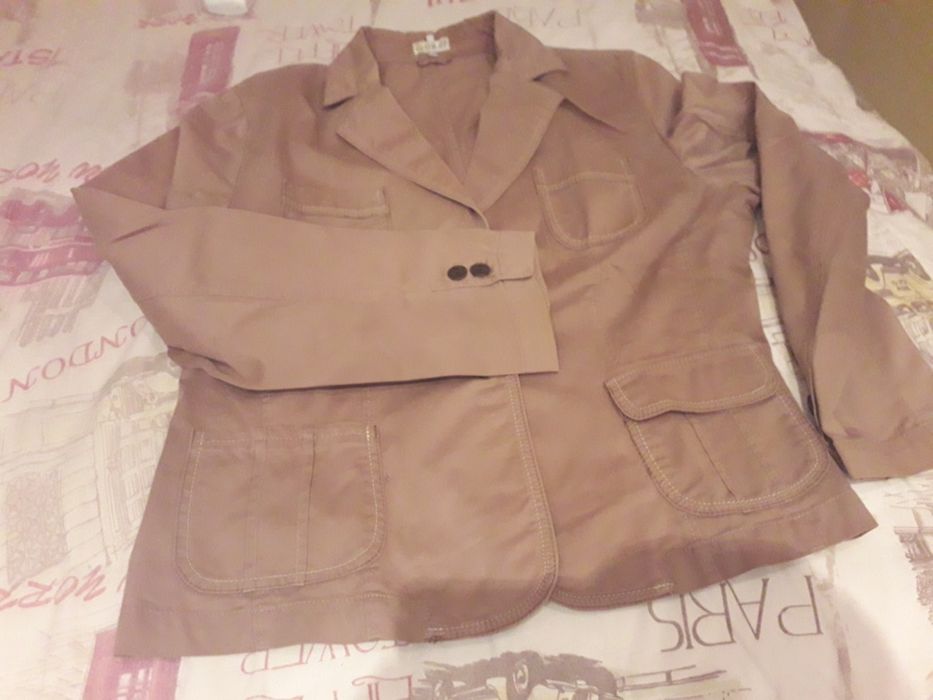 Топ Цена Дамско Сако