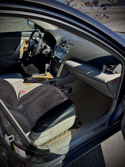 Продам Toyota Camry 40