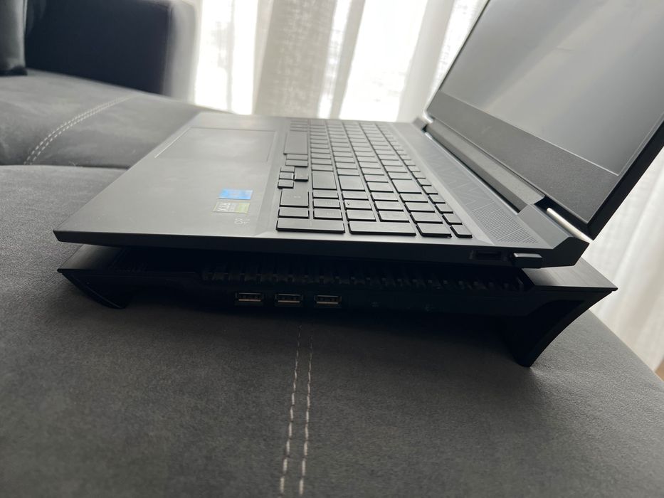 Ноутбук HP Victus