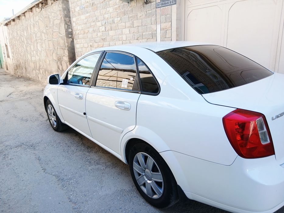 Шевролет жентра сотилади