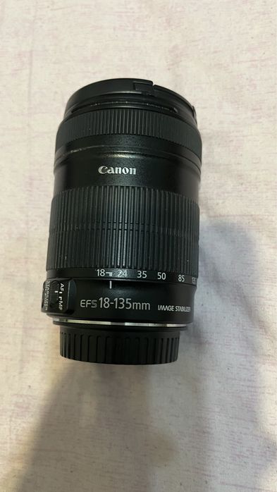 Canon 18-135 в отличном состояний