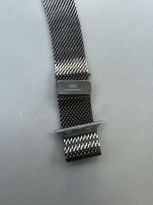 Apple Watch Ultra 2 Titanium 49mm
