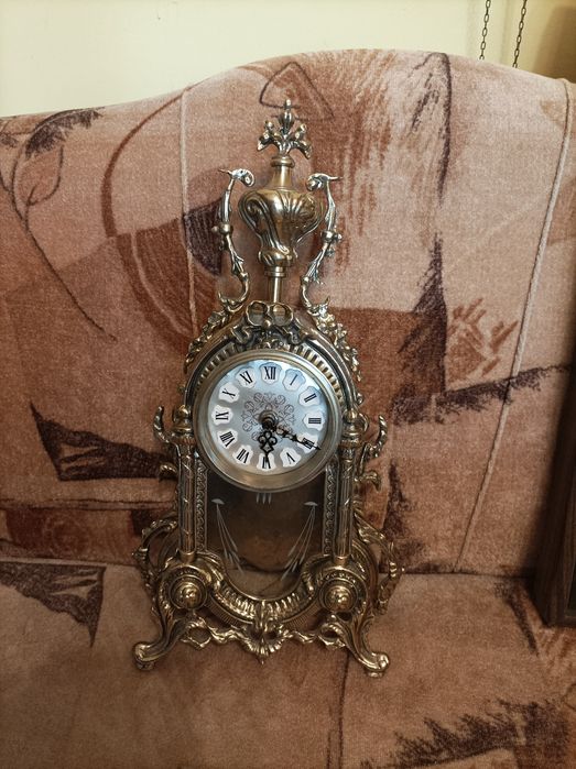 Масивен месингов бароков часовник работещ