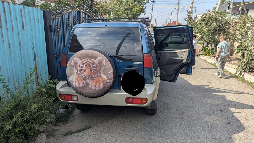 Продам Ниссан мистраль