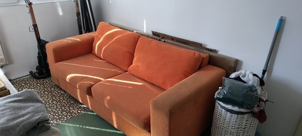 Диван разтегателен Подарявам