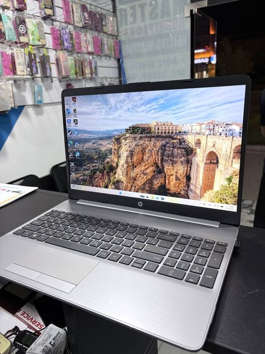 Ноутбук HP 255 G8 AMD Ryzen R5-5500U,/8 ГБ/256 ГБ/15.6"