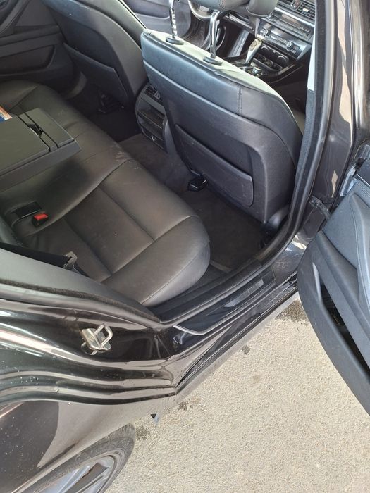 De vanzare BMW Seria 5 F10 2013, in stare buna, masina intretinuta, proprietar de 7 ani.