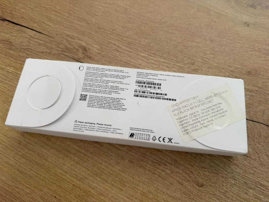 Apple Watch Series 11 46mm Jet Black GPS + Cellular Sigilat
