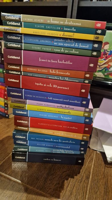 Colectia Cotidianul COMPLETĂ 131 volume – stare EXCELENTĂ – set integral