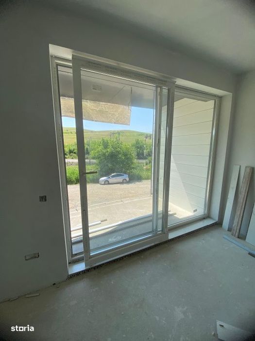 Apartament 3 camere, 2 bai, 2 balcoane, 72mp utili – bloc nou Apahid — fotografia 3