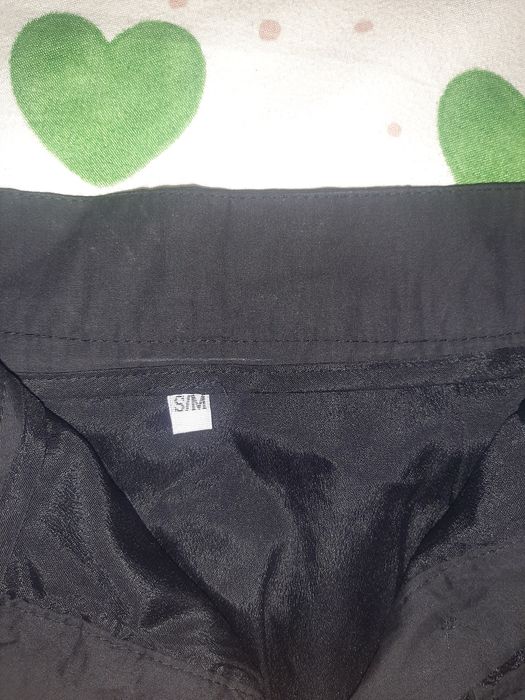 Чисто нова пола, с етикет