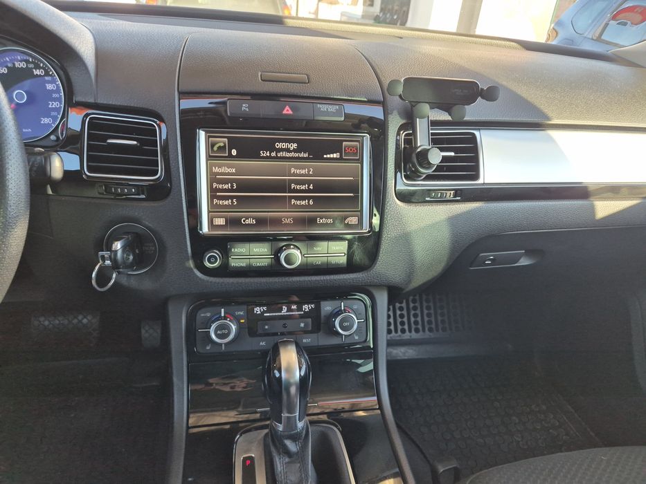 VOLKSWAGEN Touareg 2013 — imagine 4