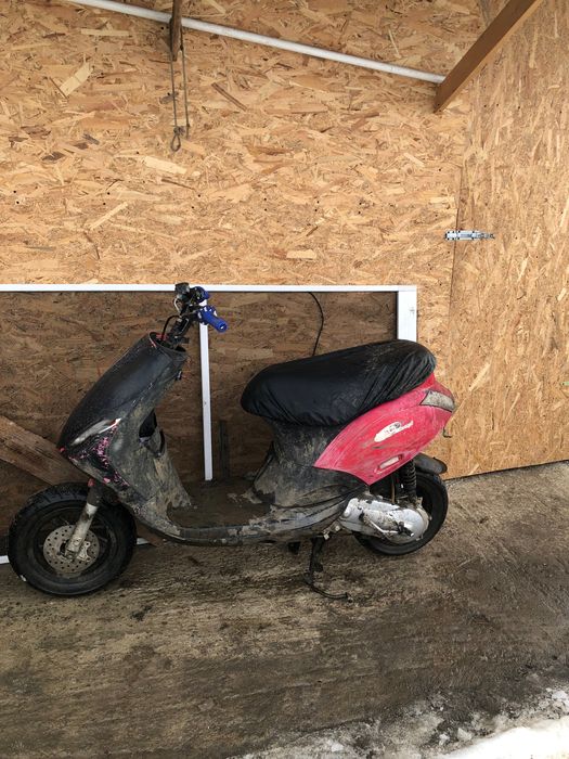 De vânzare scuter piaggio zip 80cc