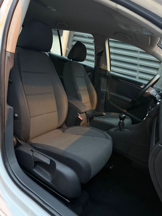 VOLKSWAGEN Golf 2011 — imagine 5