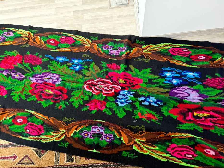 Scoarță covor tradițional bucovinean