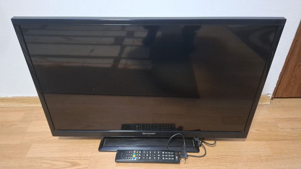 Tv Sharp diagonala 80 cm