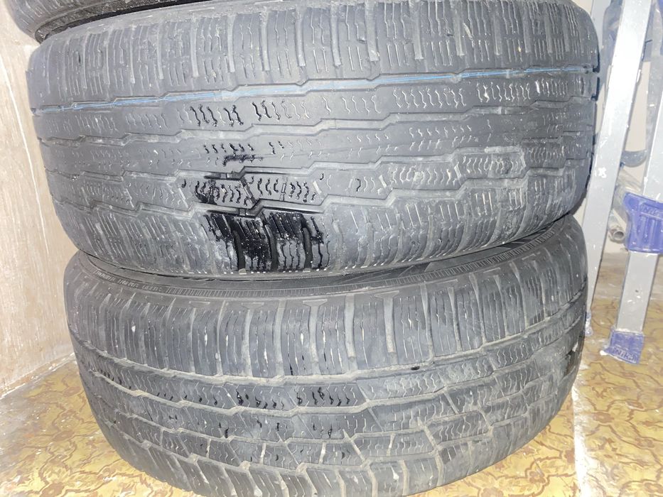 Продам Шины на R17