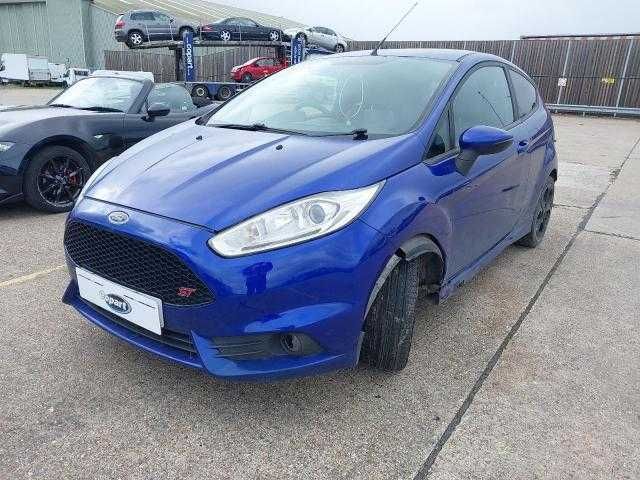 Dezmembrez Ford Fiesta ST 2013 1.6 benzina