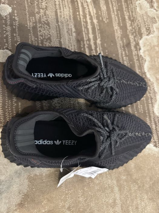 Adidas Yeezy 350 V2 Boost Static Black