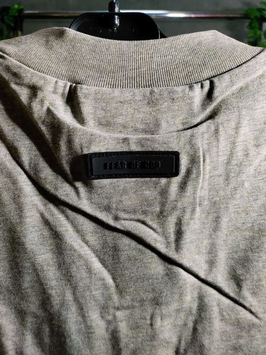 Tricou Essentials marimea M