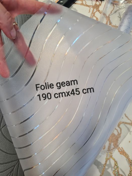 Folie/autocolant  geam