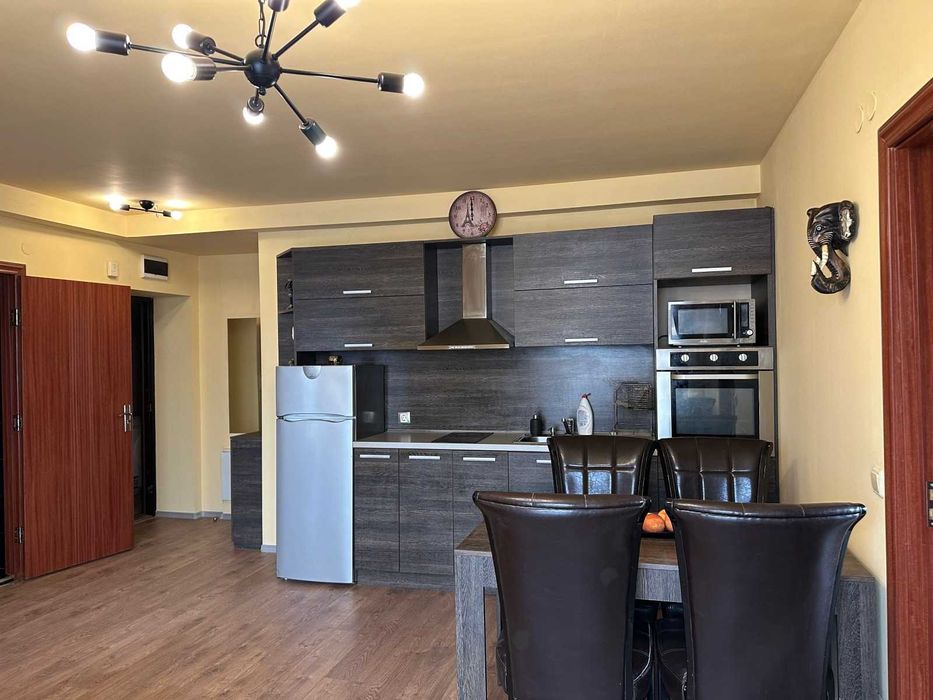 Дава се под наем Тристаен апартамент в София, Люлин - център - 101 кв.м за 600 € - Снимка #2