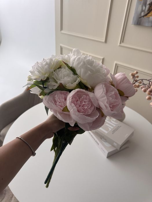 Buchet de flori artificiale