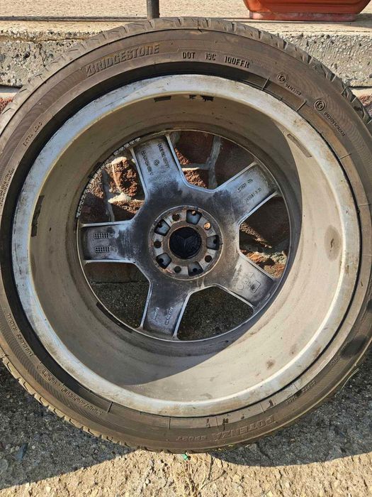 19 AMG Джанти с BRIDGESTONE 255/40/19. DOT4525