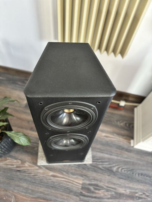 Tannoy  637 (D70)