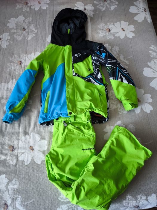 Geaca snowboard/schi băiat Volcom  8k/M(10-12 ani)
