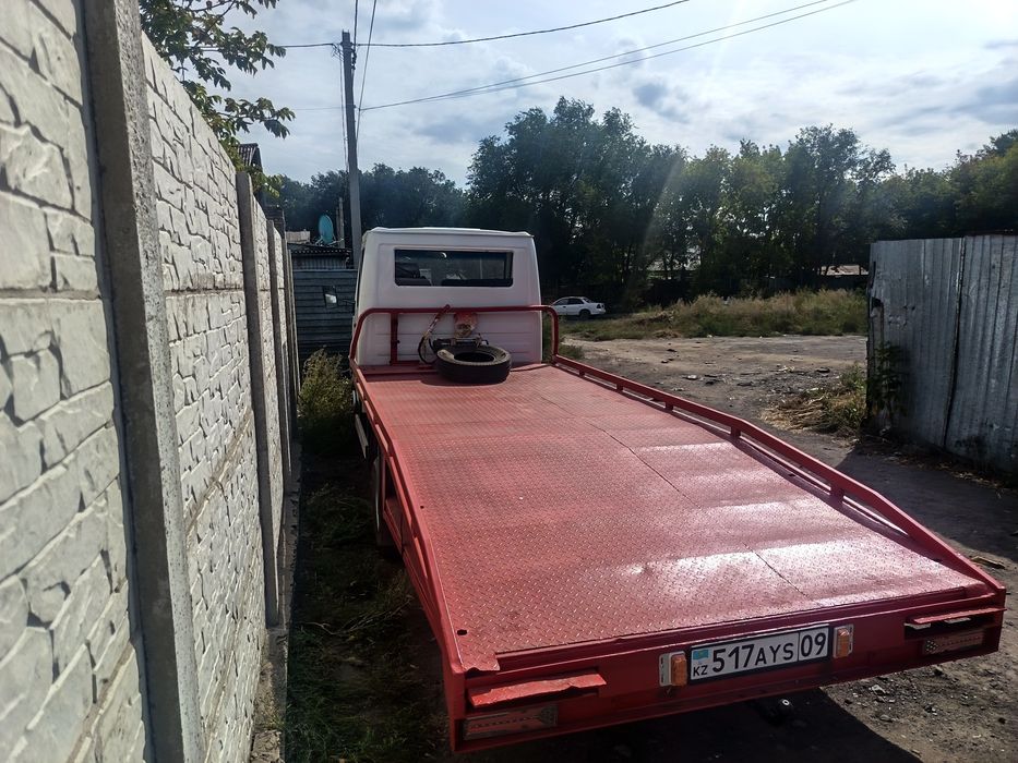 Продам Эвакуатор мерседес 410d