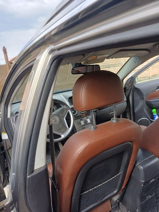 Vand  sau schimb cu logan opel antara