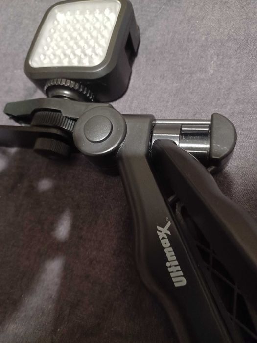 Трипод лед фотографски прожектор за заснемане на видеа инфлуенсьри ULT