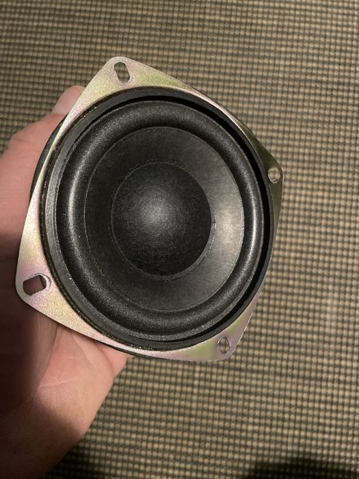 Difuzor pentru subwoofer