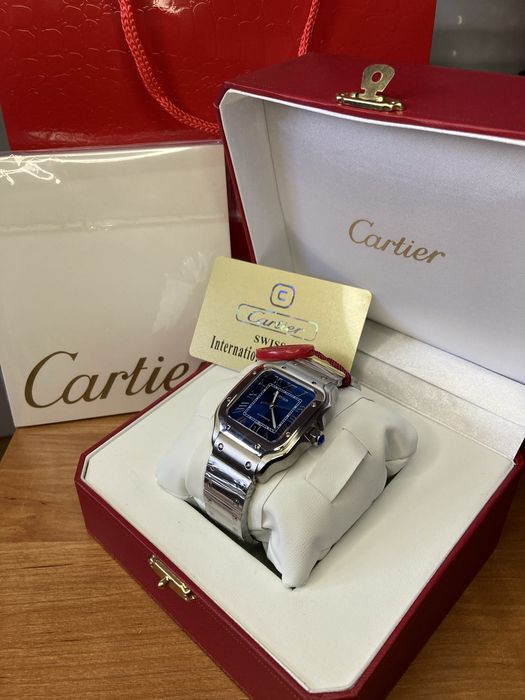 Cartier santos blur