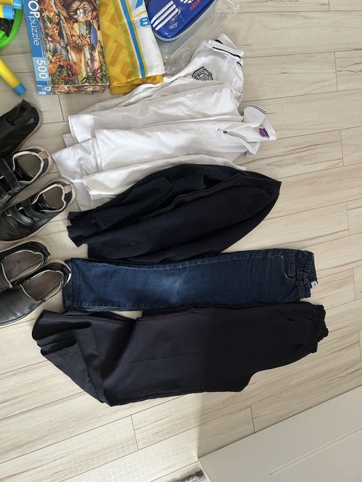 Продам детские вещи