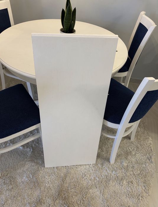 Masa rotunda extensibila + 4 scaune lemn masiv esenta tare