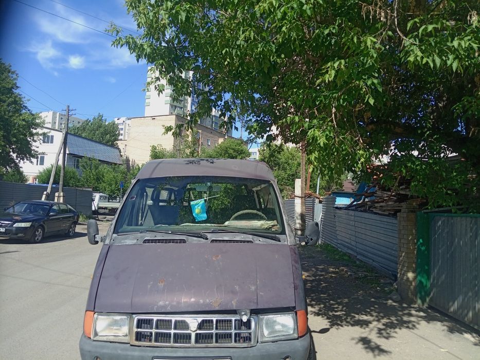 Продам газель цельнометалическую