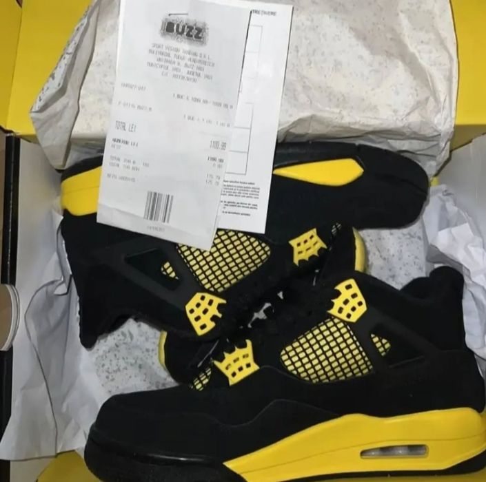Jordan 4 Yellow thunder